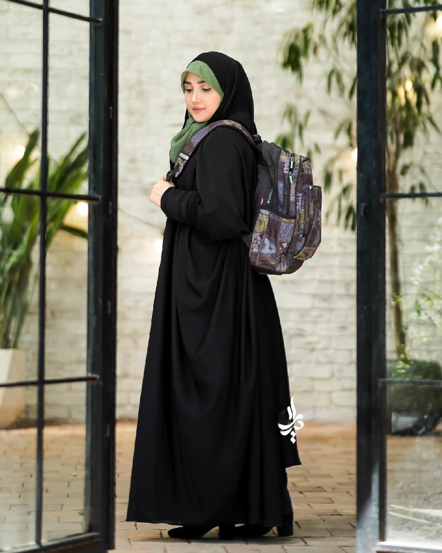 Zipper Iraqi Abaya