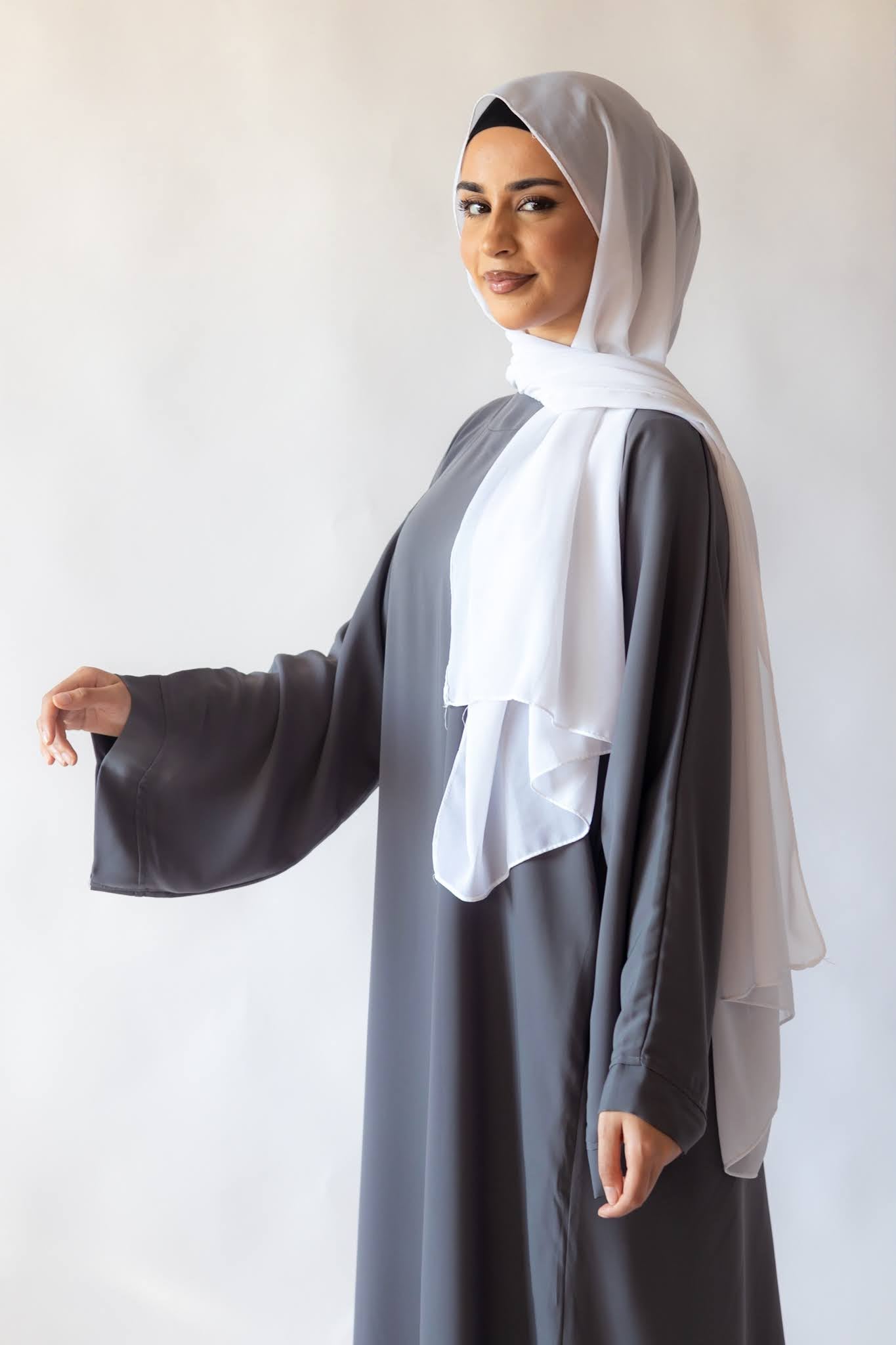 Maahsa Modest Abaya