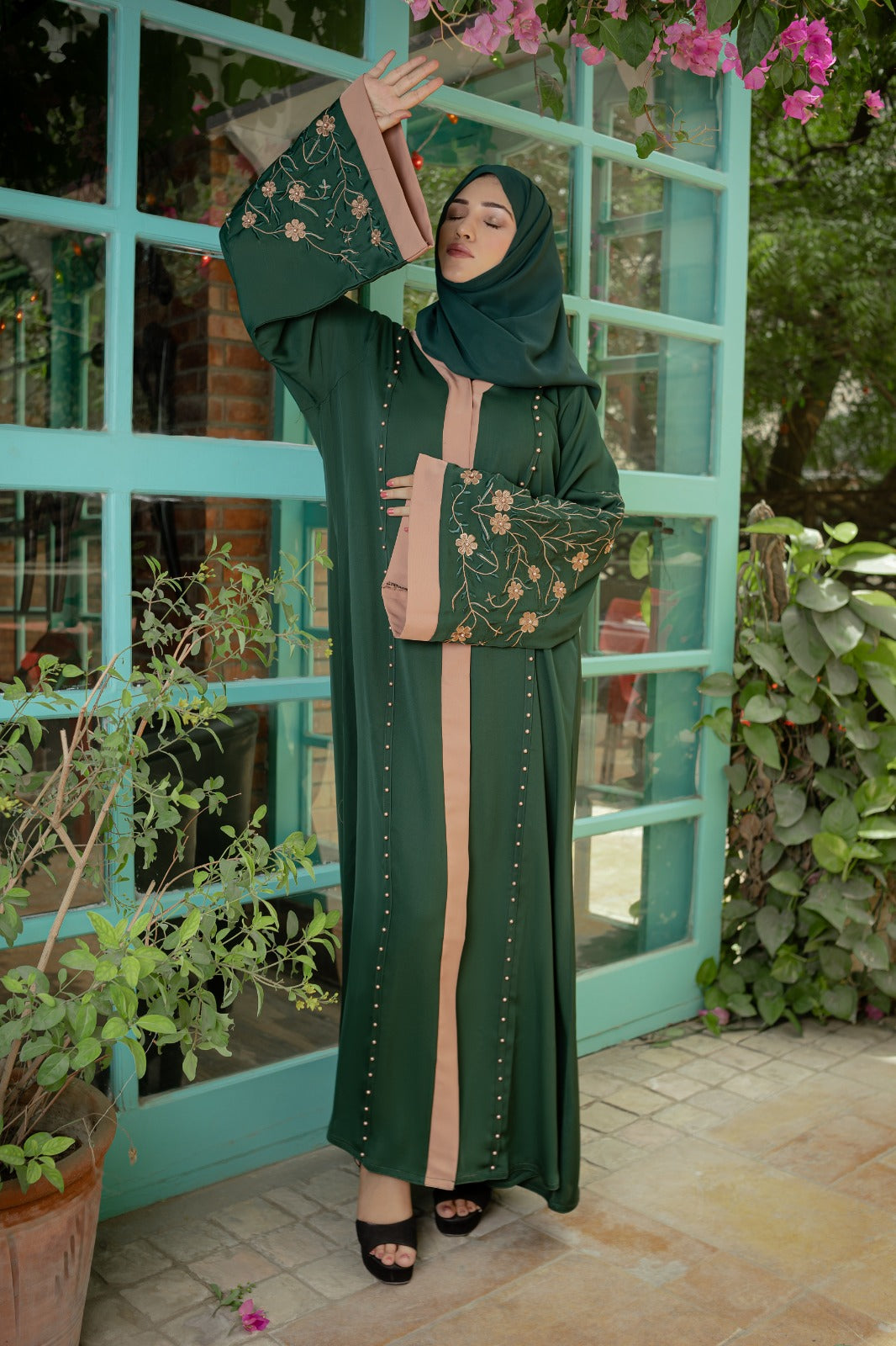 Glamour Embroidered Abaya