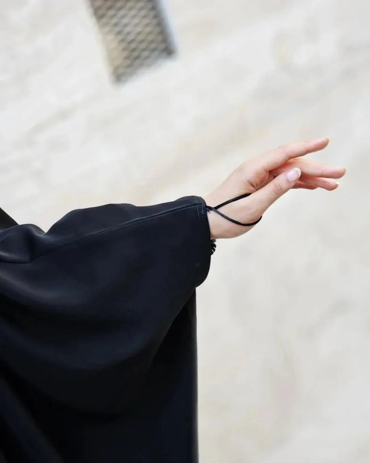 Momina Iraqi Abaya