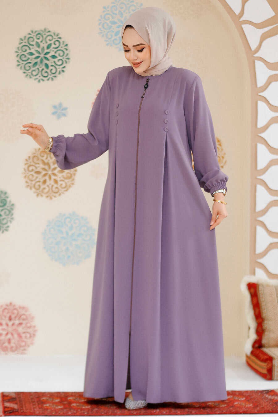 Emineh Abaya