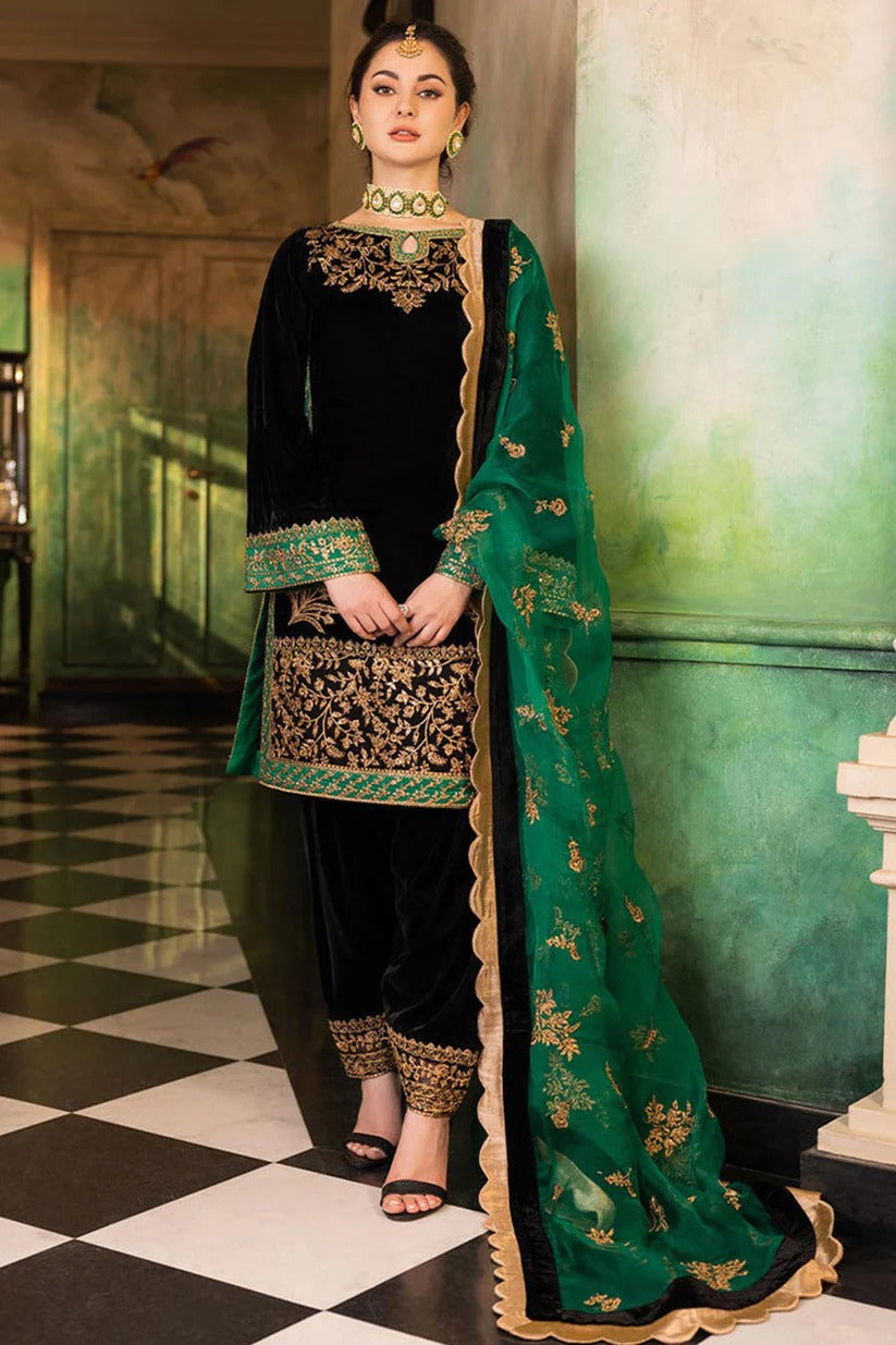 Designer wear Heavy Embroidered Velvet Suit 3 Pcs Unstitched SP-0018
