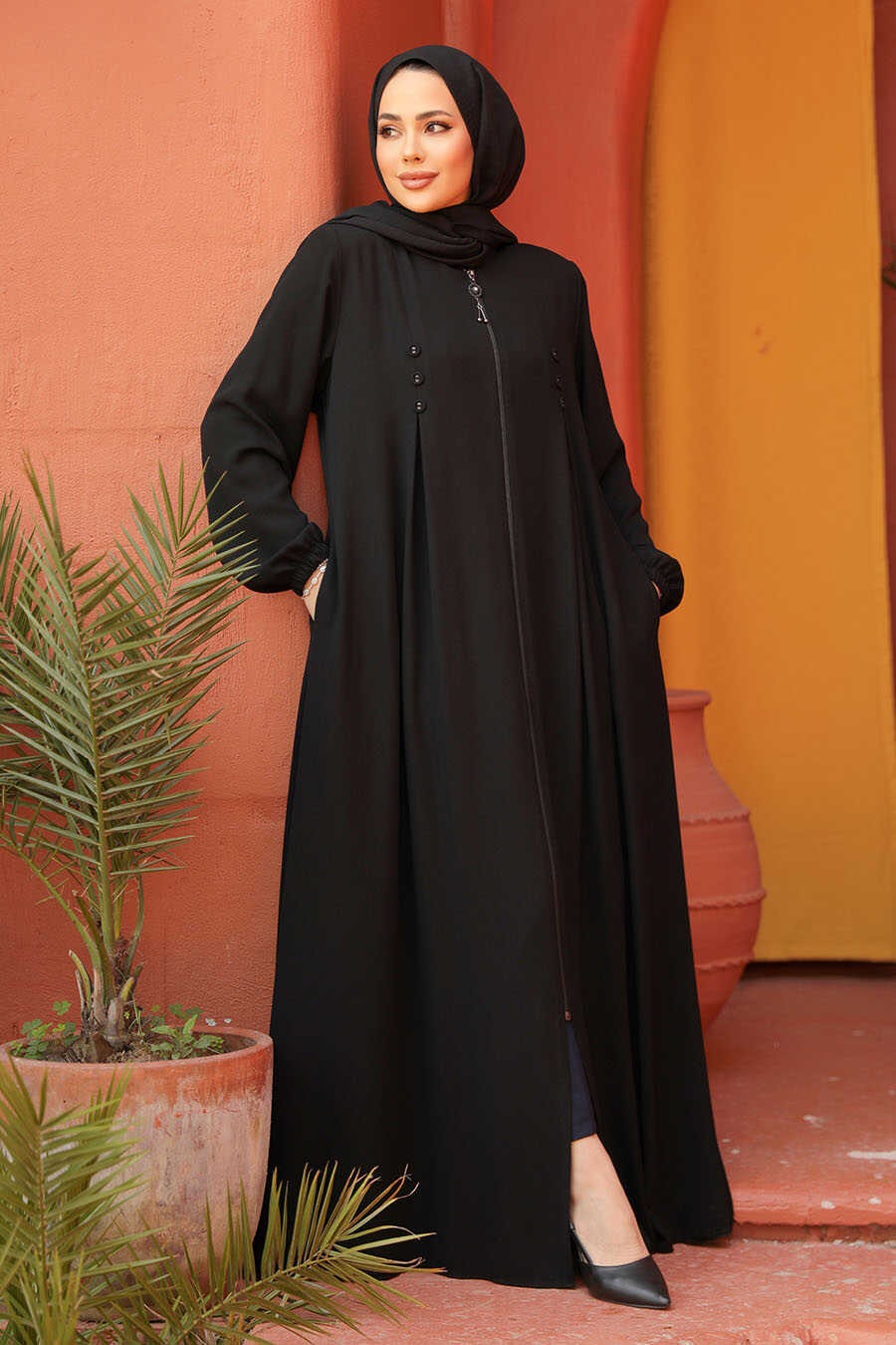Emineh Abaya