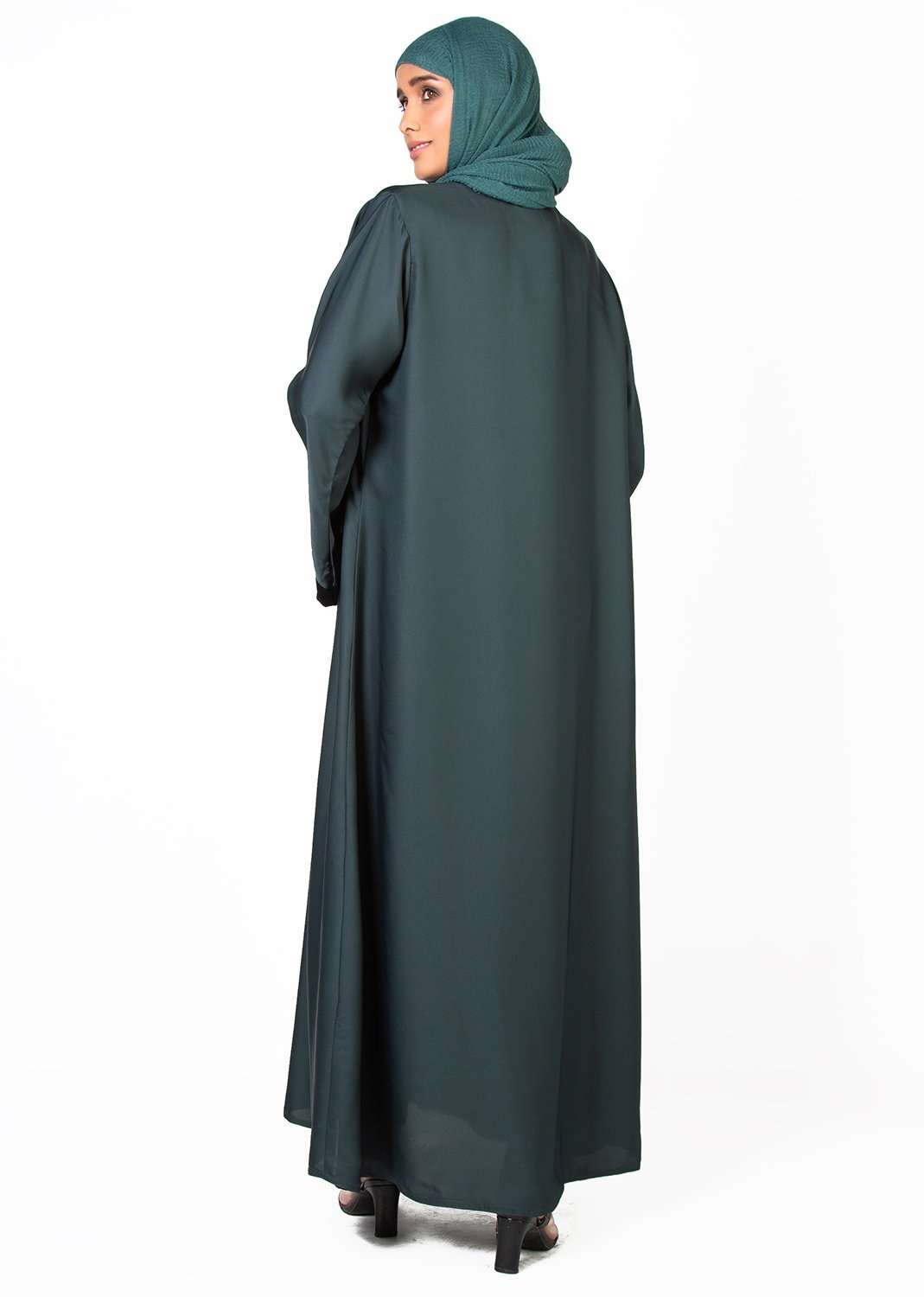 PRISTINE GREY ABAYA