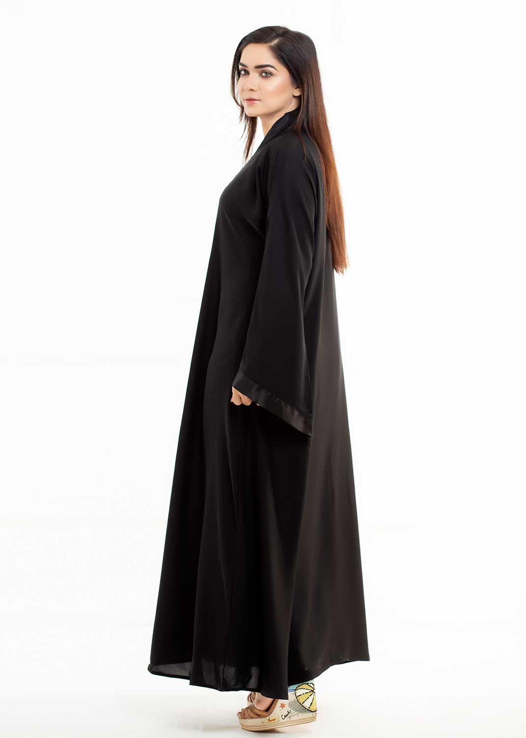 Pristine Black Abaya