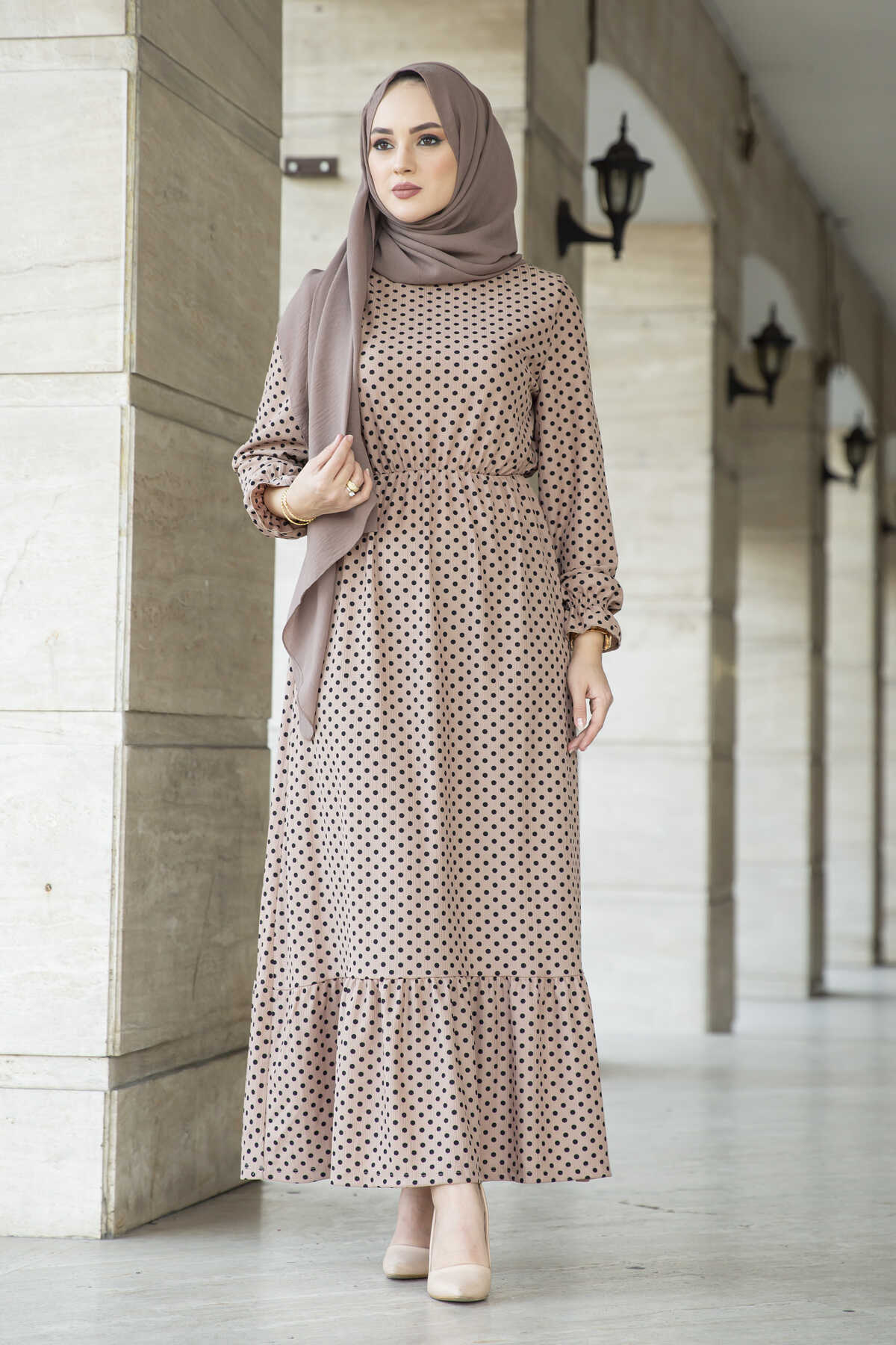 Polka Dot Maxi Abaya