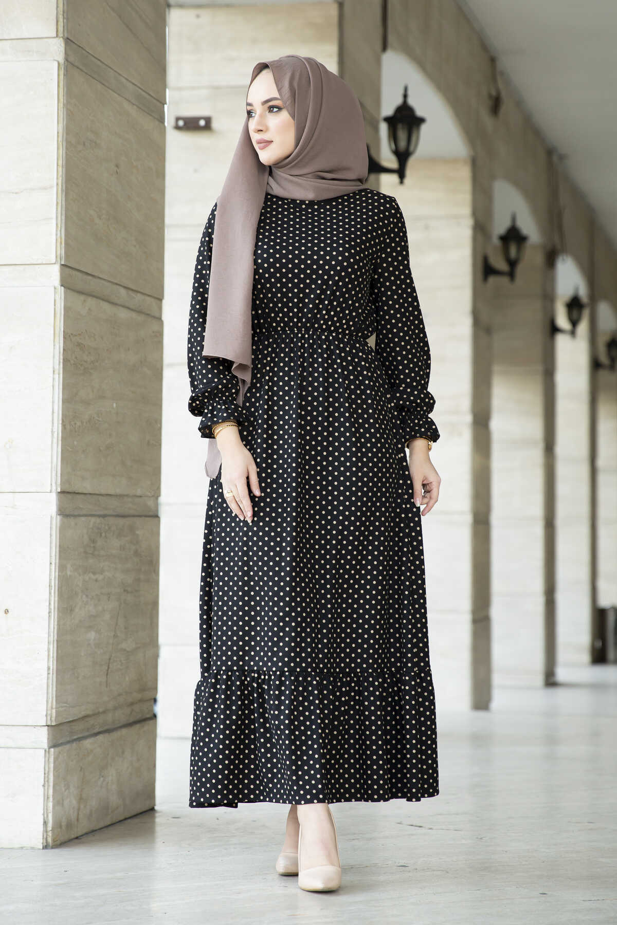 Polka Dot Maxi Abaya